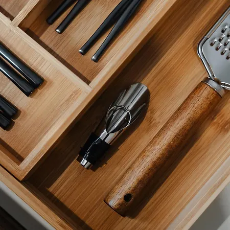 Chic Elysium - Felicity Naxos City